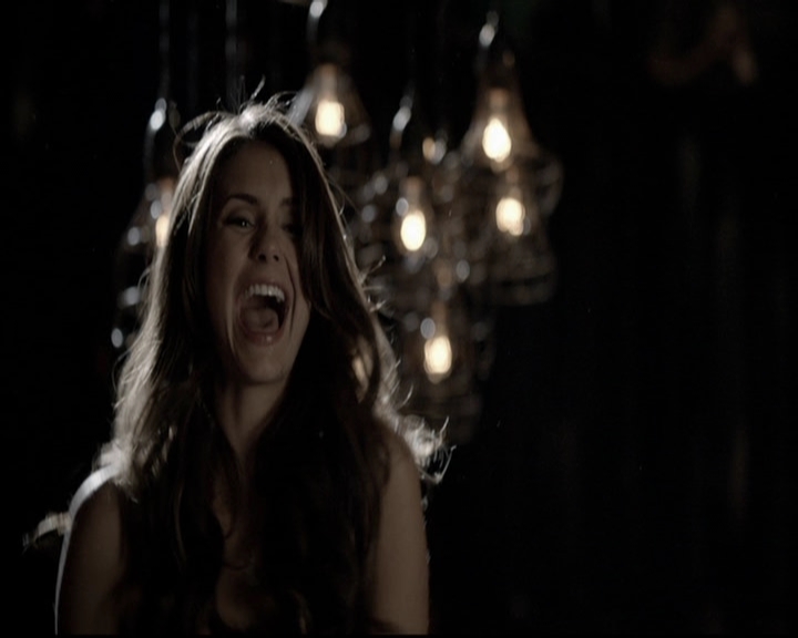 VampireDiariesWorld-dot-org_5x16WhileYouWereSleeping0048.jpg