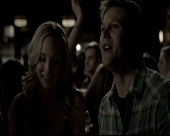 VampireDiariesWorld-dot-org_5x16WhileYouWereSleeping0053.jpg