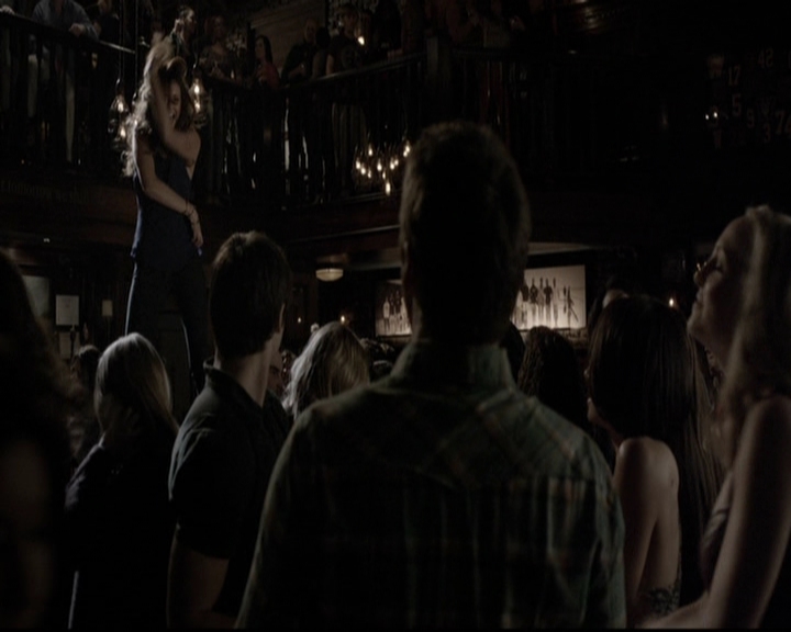 VampireDiariesWorld-dot-org_5x16WhileYouWereSleeping0056.jpg