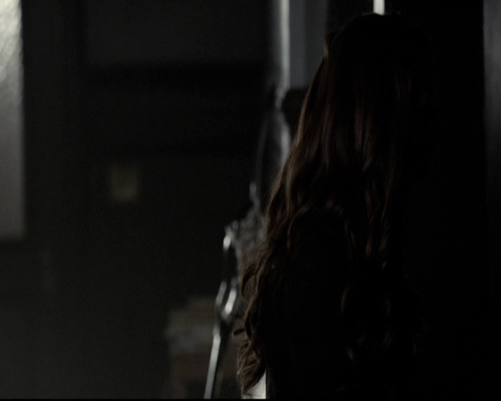 VampireDiariesWorld-dot-org_5x16WhileYouWereSleeping0149.jpg
