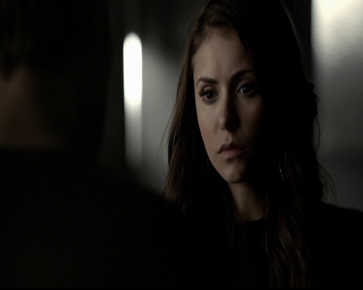 VampireDiariesWorld-dot-org_5x16WhileYouWereSleeping0244.jpg