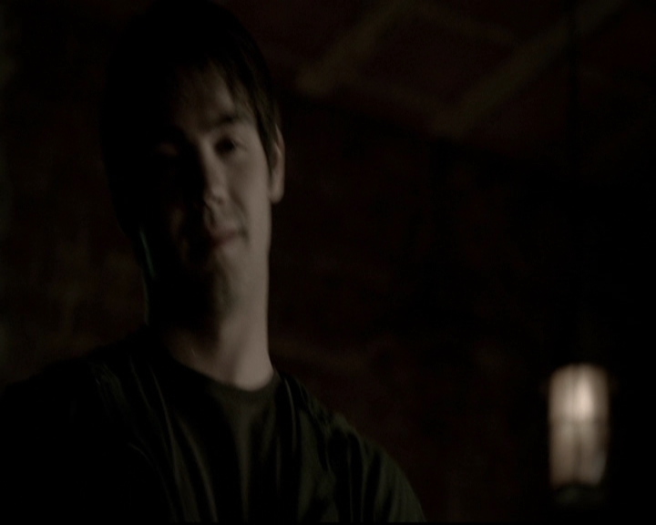 VampireDiariesWorld-dot-org_5x16WhileYouWereSleeping0260.jpg