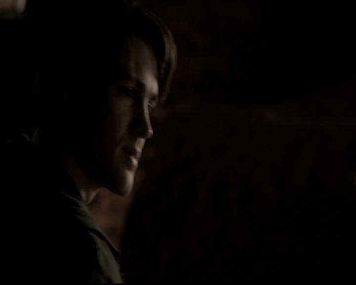 VampireDiariesWorld-dot-org_5x16WhileYouWereSleeping0277.jpg
