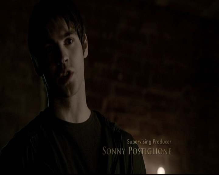 VampireDiariesWorld-dot-org_5x16WhileYouWereSleeping0283.jpg