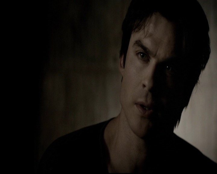 VampireDiariesWorld-dot-org_5x16WhileYouWereSleeping0298.jpg
