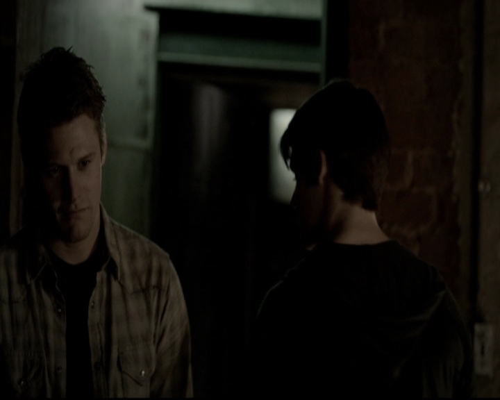 VampireDiariesWorld-dot-org_5x16WhileYouWereSleeping0322.jpg