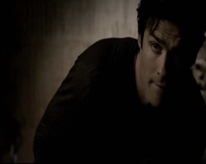 VampireDiariesWorld-dot-org_5x16WhileYouWereSleeping0323.jpg