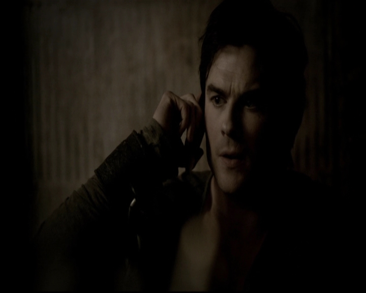 VampireDiariesWorld-dot-org_5x16WhileYouWereSleeping0328.jpg