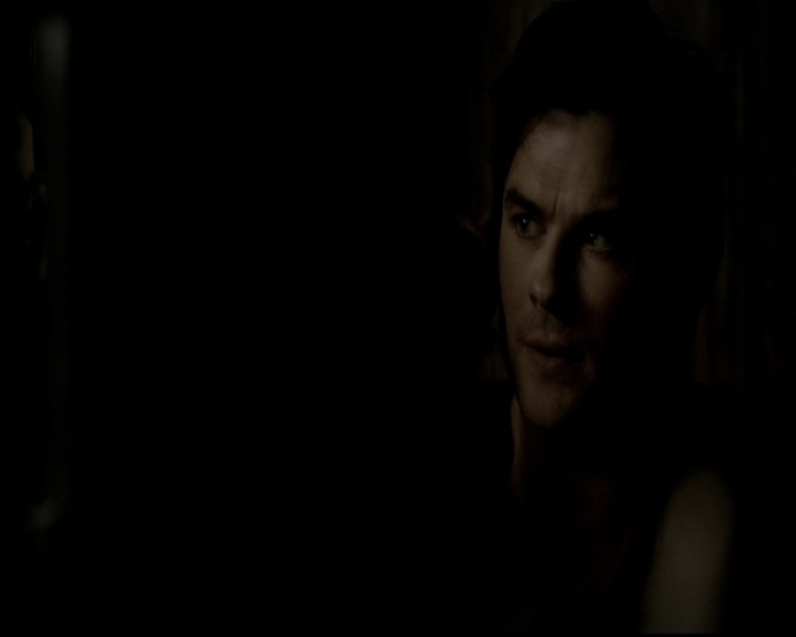 VampireDiariesWorld-dot-org_5x16WhileYouWereSleeping0329.jpg