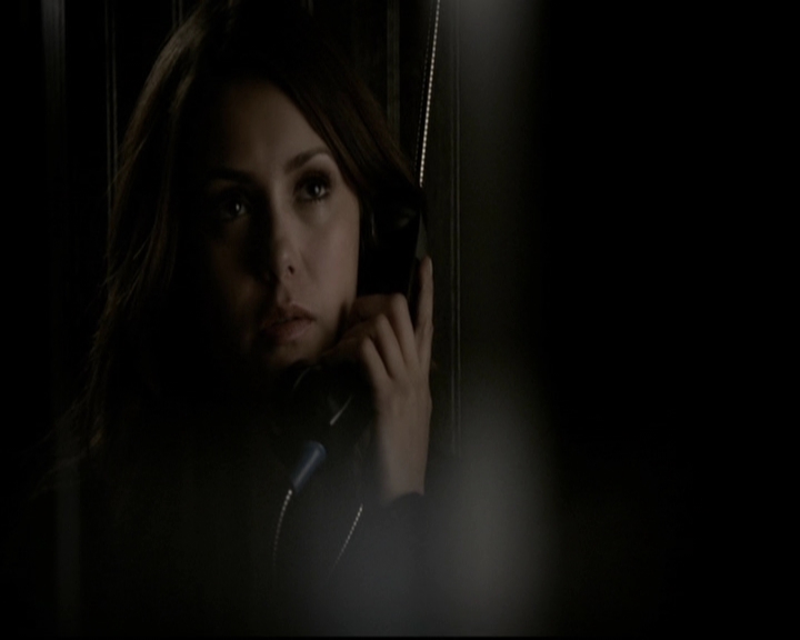 VampireDiariesWorld-dot-org_5x16WhileYouWereSleeping0359.jpg