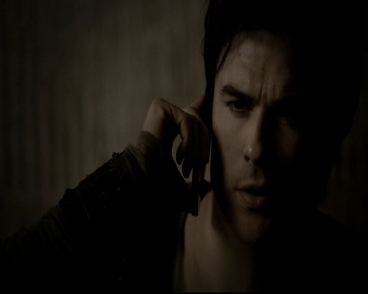 VampireDiariesWorld-dot-org_5x16WhileYouWereSleeping0417.jpg