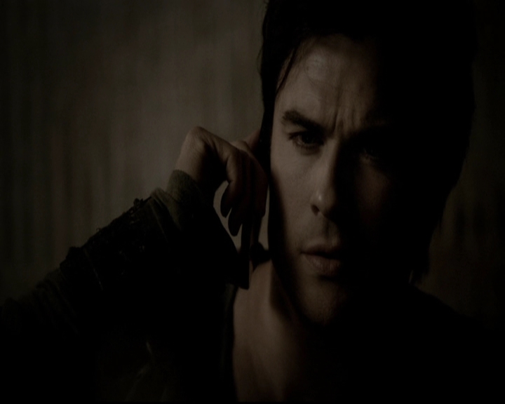 VampireDiariesWorld-dot-org_5x16WhileYouWereSleeping0419.jpg