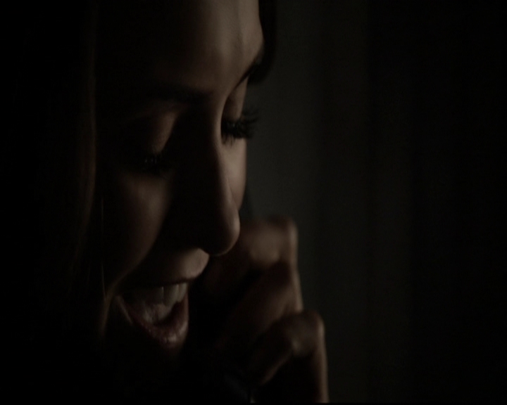 VampireDiariesWorld-dot-org_5x16WhileYouWereSleeping0430.jpg