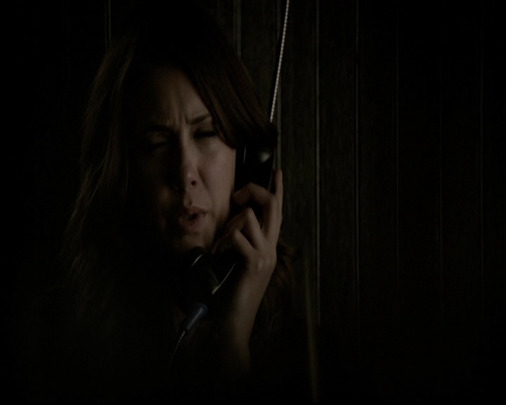 VampireDiariesWorld-dot-org_5x16WhileYouWereSleeping0436.jpg