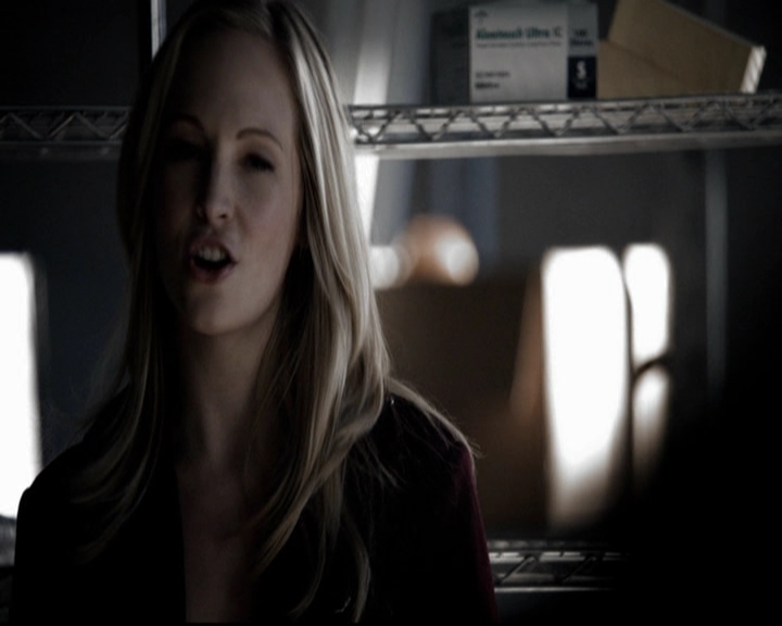 VampireDiariesWorld-dot-org_5x16WhileYouWereSleeping0469.jpg