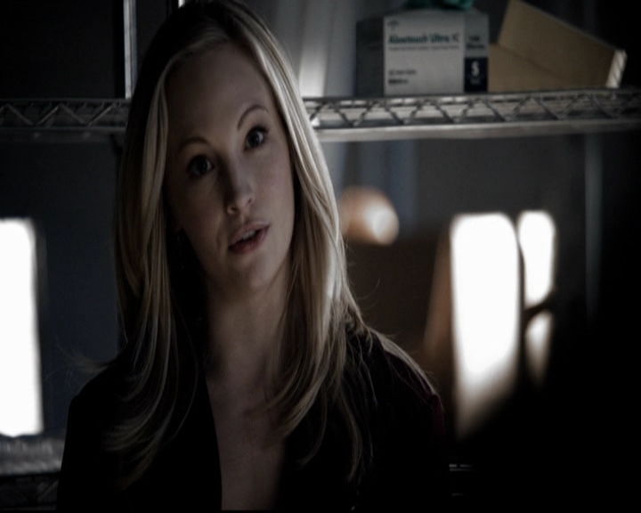 VampireDiariesWorld-dot-org_5x16WhileYouWereSleeping0470.jpg
