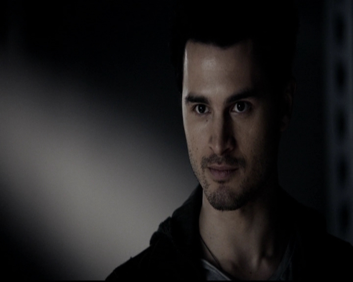 VampireDiariesWorld-dot-org_5x16WhileYouWereSleeping0476.jpg