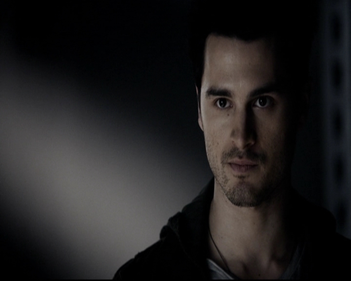 VampireDiariesWorld-dot-org_5x16WhileYouWereSleeping0479.jpg