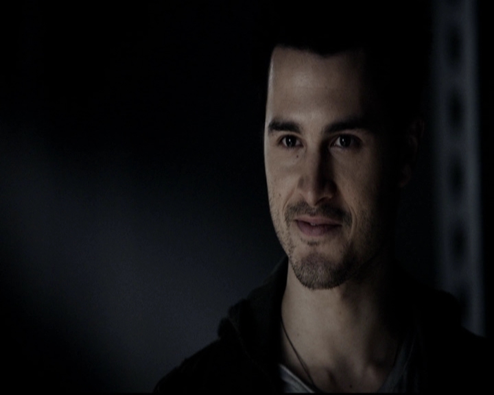 VampireDiariesWorld-dot-org_5x16WhileYouWereSleeping0482.jpg