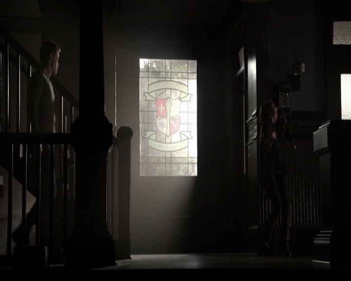 VampireDiariesWorld-dot-org_5x16WhileYouWereSleeping0548.jpg