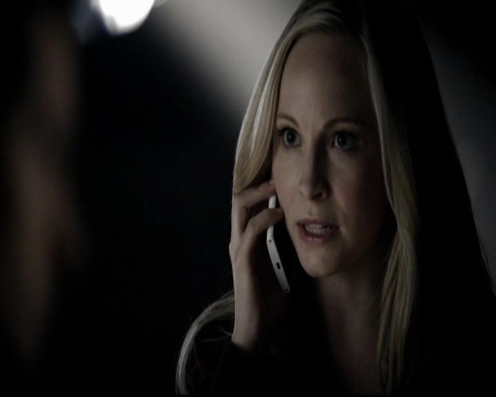 VampireDiariesWorld-dot-org_5x16WhileYouWereSleeping0675.jpg