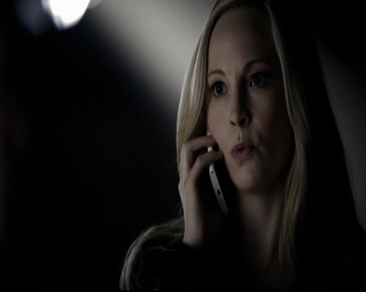 VampireDiariesWorld-dot-org_5x16WhileYouWereSleeping0687.jpg