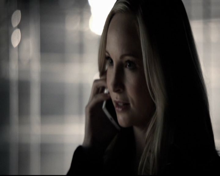 VampireDiariesWorld-dot-org_5x16WhileYouWereSleeping0689.jpg