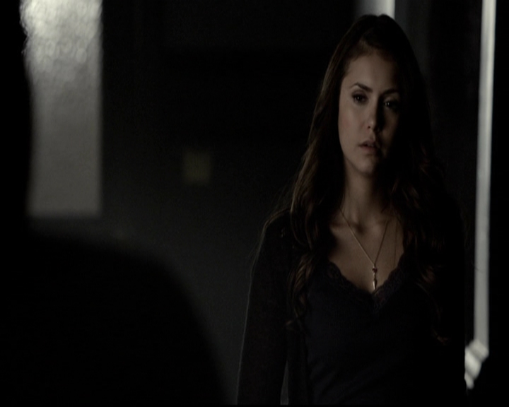 VampireDiariesWorld-dot-org_5x16WhileYouWereSleeping0701.jpg