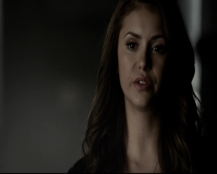 VampireDiariesWorld-dot-org_5x16WhileYouWereSleeping0725.jpg