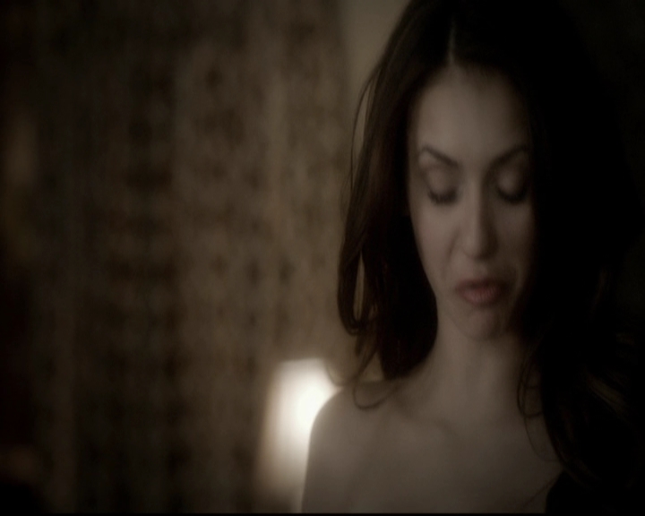 VampireDiariesWorld-dot-org_5x16WhileYouWereSleeping0925.jpg