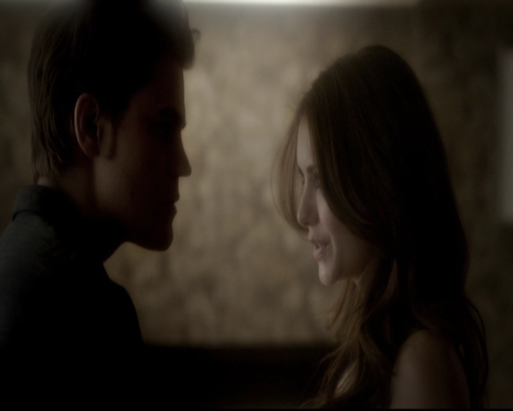 VampireDiariesWorld-dot-org_5x16WhileYouWereSleeping0941.jpg