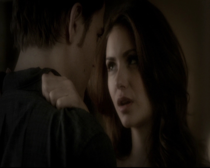VampireDiariesWorld-dot-org_5x16WhileYouWereSleeping0946.jpg