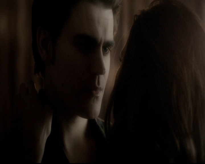 VampireDiariesWorld-dot-org_5x16WhileYouWereSleeping0948.jpg