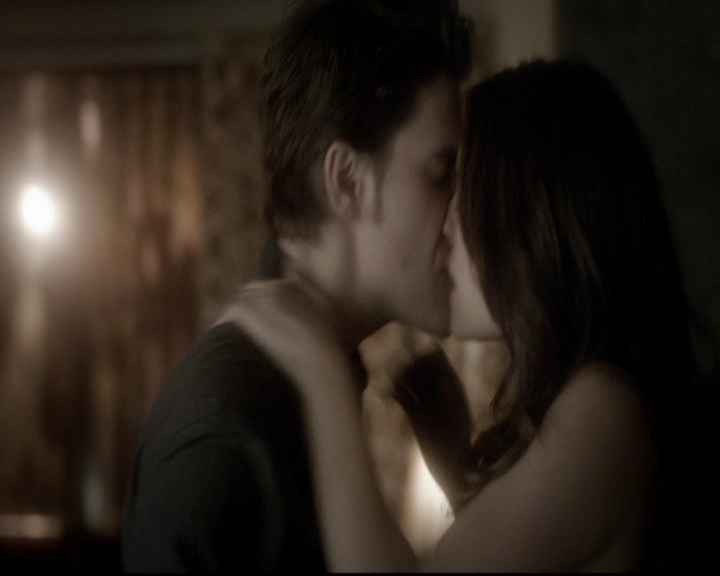 VampireDiariesWorld-dot-org_5x16WhileYouWereSleeping0964.jpg