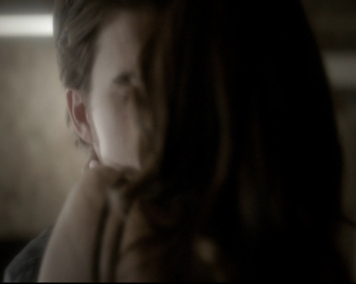VampireDiariesWorld-dot-org_5x16WhileYouWereSleeping0969.jpg