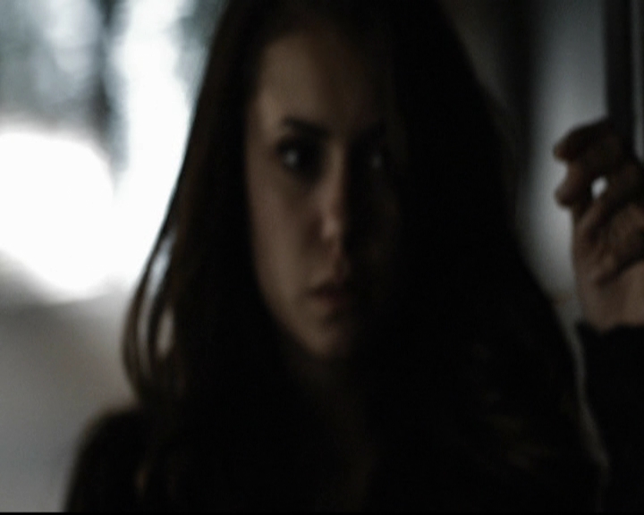 VampireDiariesWorld-dot-org_5x16WhileYouWereSleeping1317.jpg