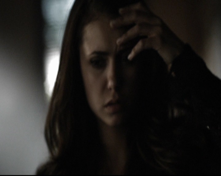 VampireDiariesWorld-dot-org_5x16WhileYouWereSleeping1319.jpg