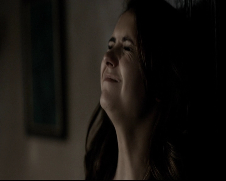 VampireDiariesWorld-dot-org_5x16WhileYouWereSleeping1324.jpg