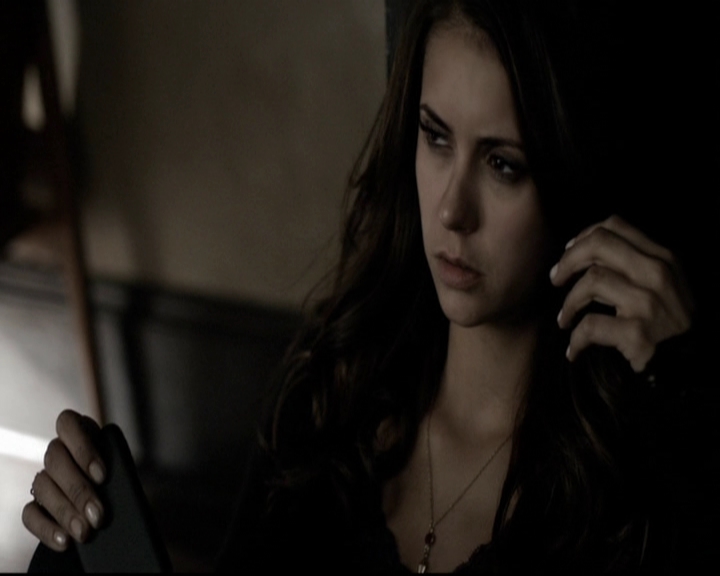 VampireDiariesWorld-dot-org_5x16WhileYouWereSleeping1333.jpg