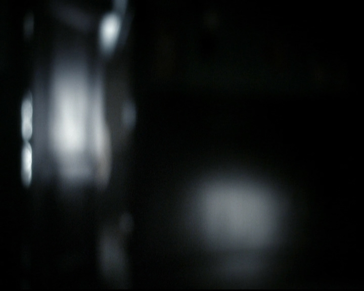 VampireDiariesWorld-dot-org_5x16WhileYouWereSleeping1335.jpg