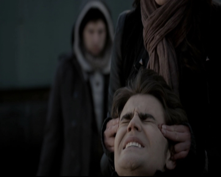 VampireDiariesWorld-dot-org_5x16WhileYouWereSleeping1712.jpg