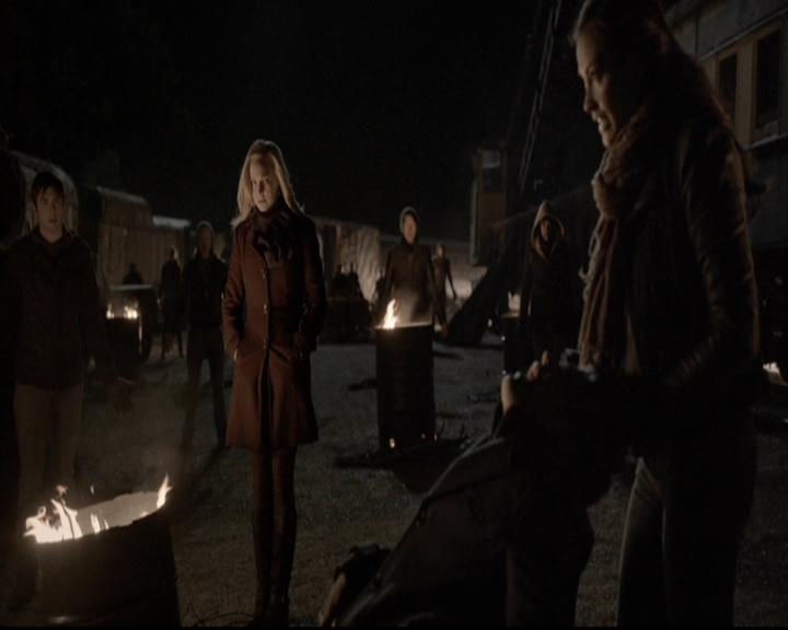 VampireDiariesWorld-dot-org_5x16WhileYouWereSleeping1808.jpg