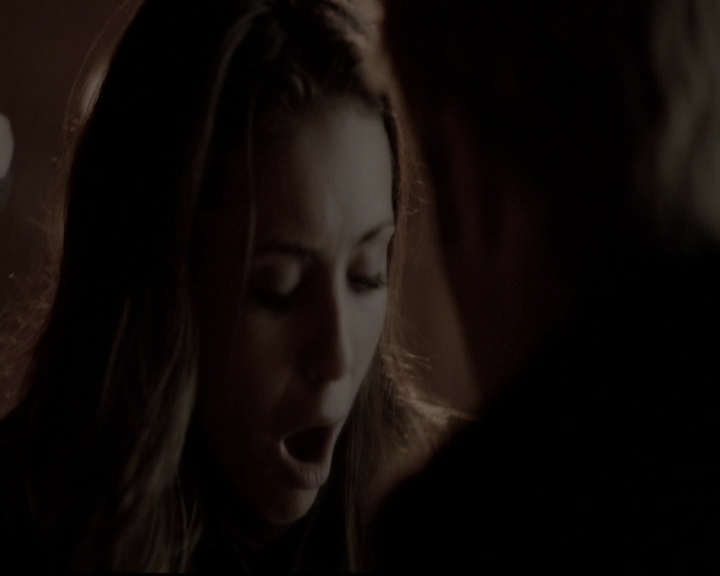 VampireDiariesWorld-dot-org_5x16WhileYouWereSleeping1924.jpg VampireDiariesWorld-dot-org_5x16WhileYouWereSleeping1924.jpg