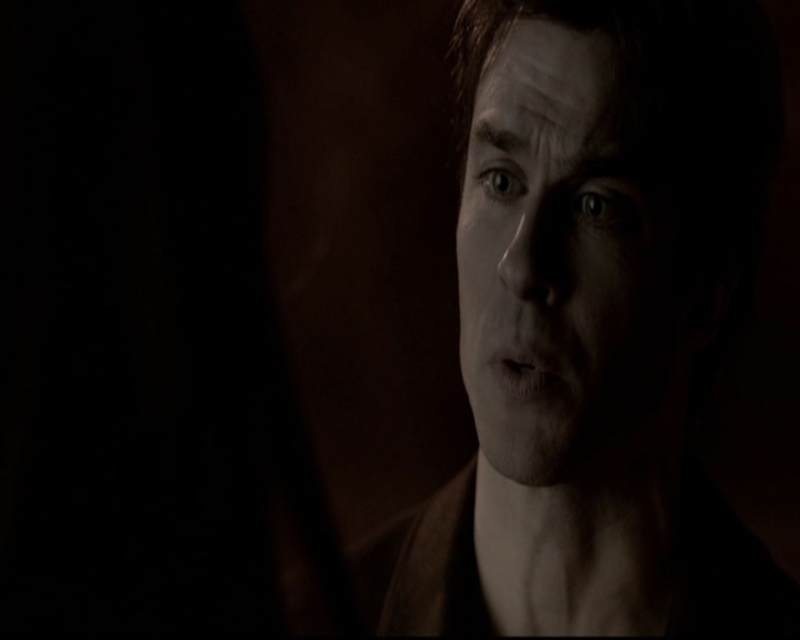 VampireDiariesWorld-dot-org_5x16WhileYouWereSleeping2007.jpg