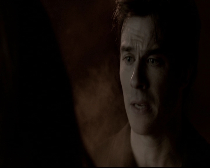 VampireDiariesWorld-dot-org_5x16WhileYouWereSleeping2011.jpg