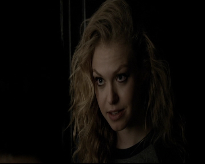 VampireDiariesWorld-dot-org_5x16WhileYouWereSleeping2145.jpg