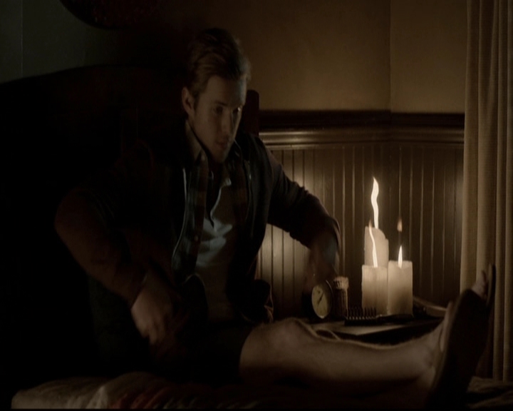 VampireDiariesWorld-dot-org_5x16WhileYouWereSleeping2164.jpg VampireDiariesWorld-dot-org_5x16WhileYouWereSleeping2164.jpg