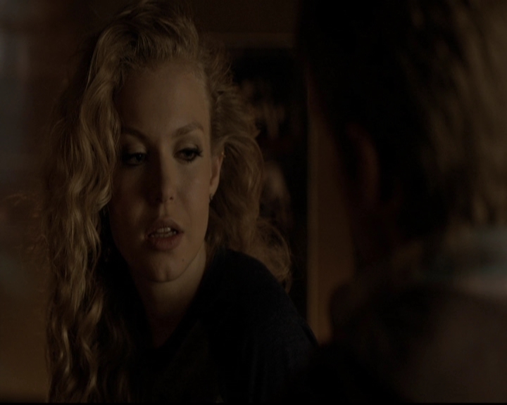 VampireDiariesWorld-dot-org_5x16WhileYouWereSleeping2189.jpg