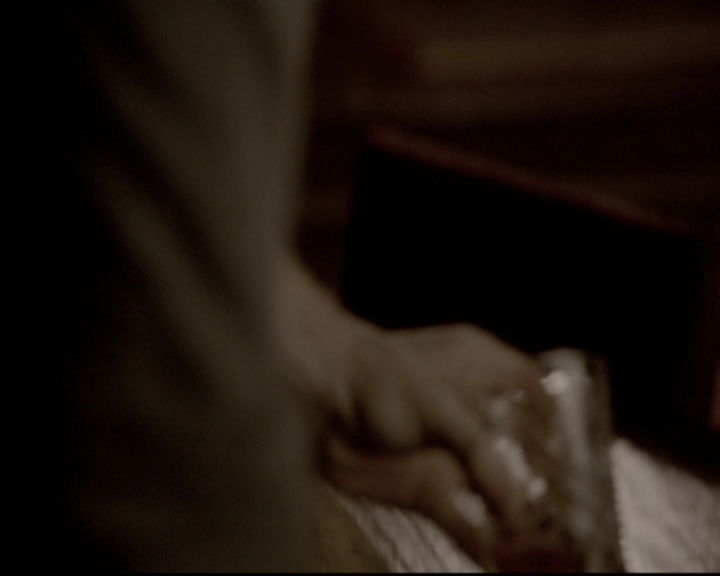 VampireDiariesWorld-dot-org_5x16WhileYouWereSleeping2194.jpg
