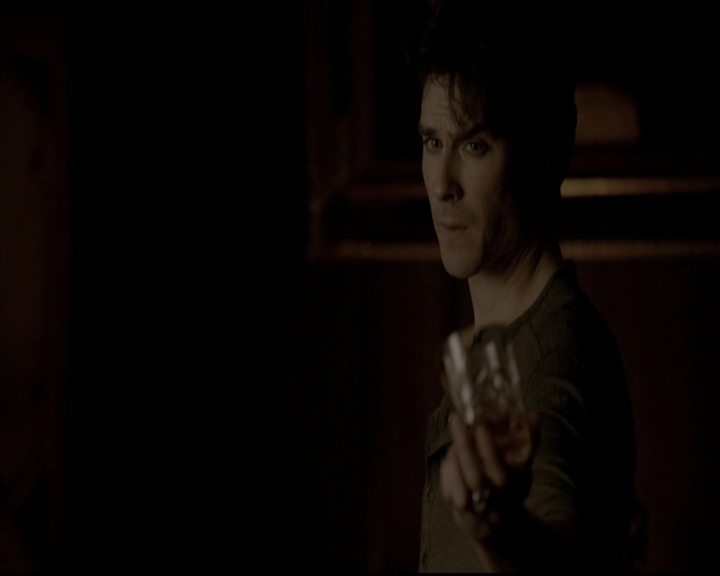 VampireDiariesWorld-dot-org_5x16WhileYouWereSleeping2198.jpg